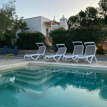 Lacinera Trulli E Lamie Nocleg ze śniadaniem 4*