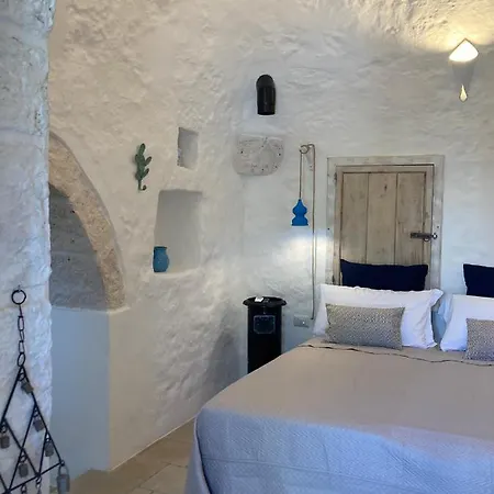 Lacinera Trulli E Lamie Nocleg ze śniadaniem 4*