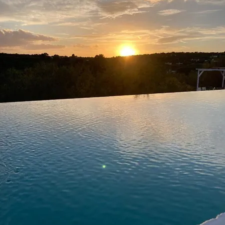 Lacinera Trulli E Lamie Nocleg ze śniadaniem 4*