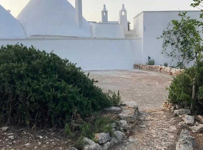 Lacinera Trulli E Lamie 4*