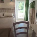 Frühstückspension Lacinera Trulli E Lamie