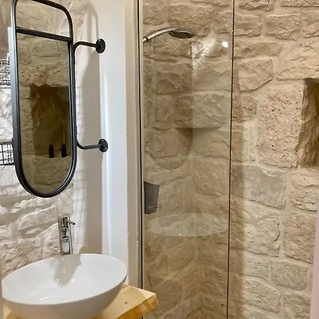 Bed & Breakfast Lacinera Trulli E Lamie