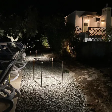 Bed & Breakfast Lacinera Trulli E Lamie