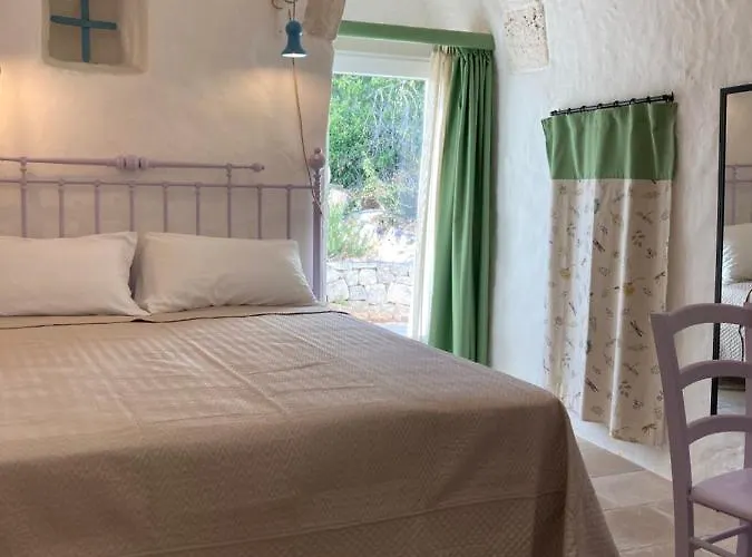 Lacinera Trulli E Lamie 4*